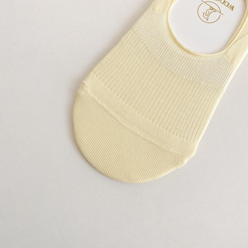 Solid Color Basic Vertical Strip Silicone Non-Slip Invisible Socks For Women Do Not Fall Off The Heel Shallow Mouth, Summer Versatility