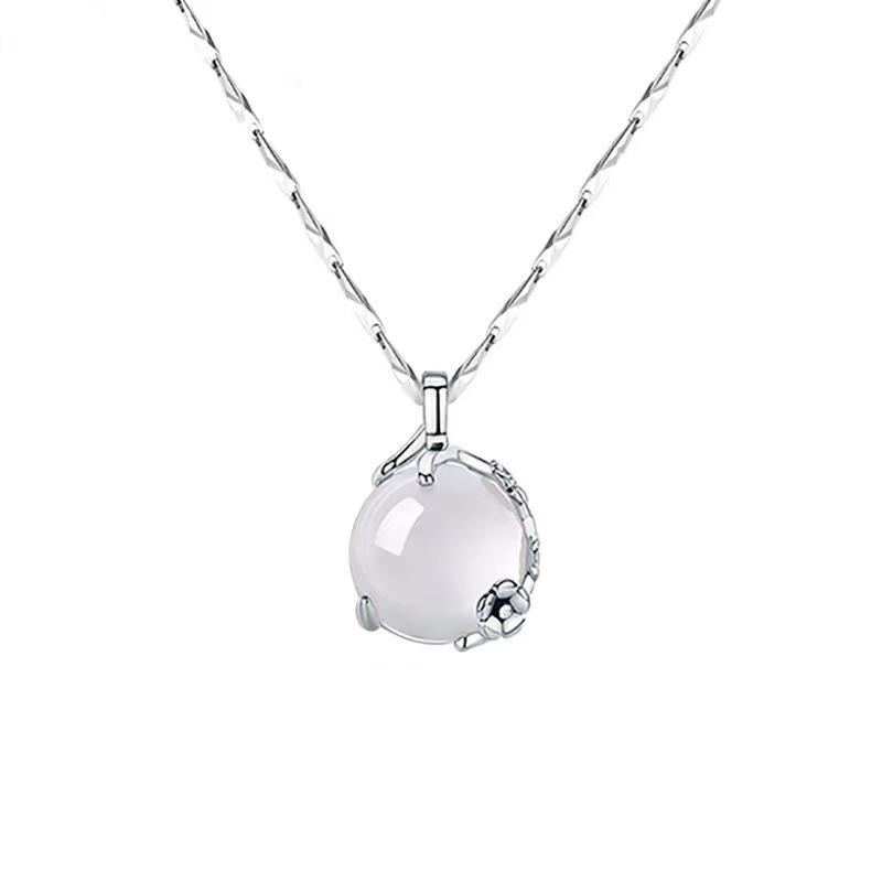 Chalcedony Necklace Female Plum Blossom Pendant Niche Design Sense Simple Temperament Clavicle Chain Gift