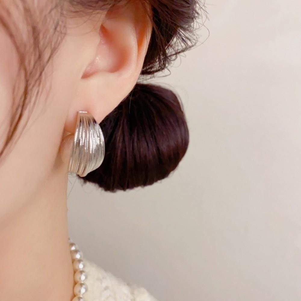 Vintage Geometric Bead Earrings Striped Oval Huggie Earrings Trendy Hoop Earrings For Women