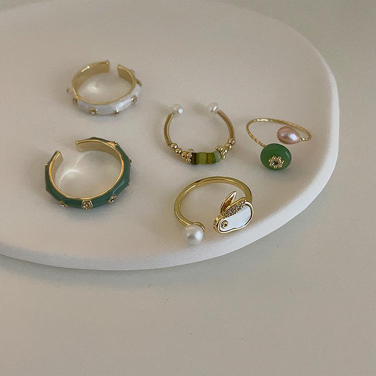 French Retro Pearl & Stone Drip Oil Metal Ring: Chic, Versatile, Elegant Women's Finger Accessory