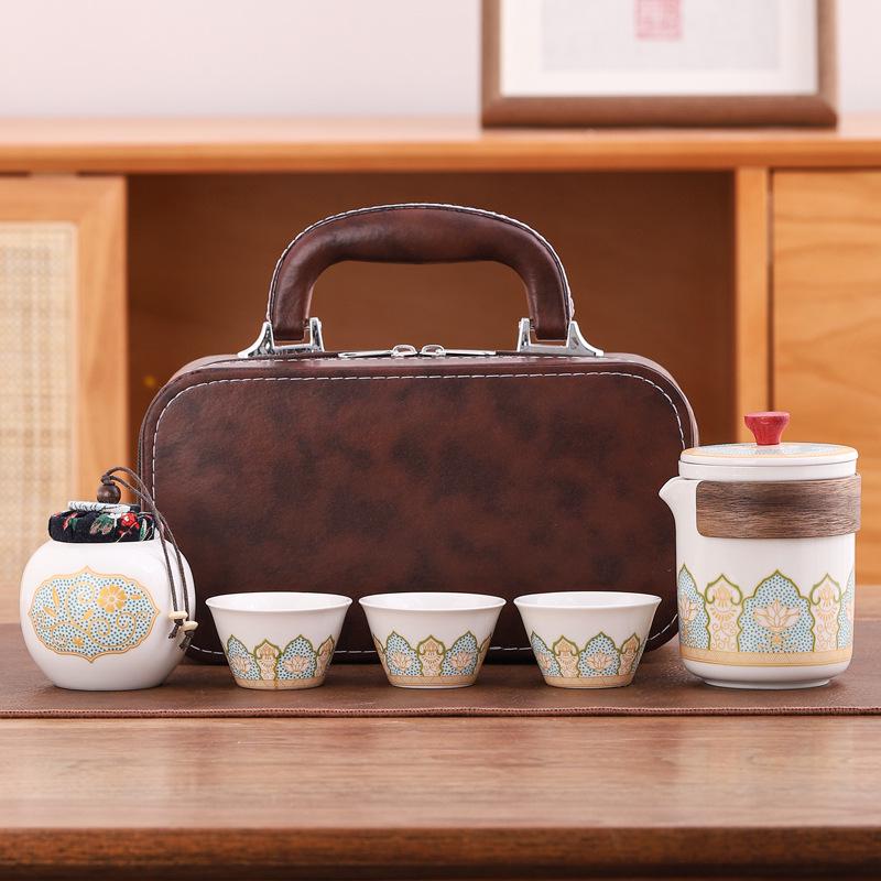 Portable Travel Kung Fu Tea Set: Compact Ceramic Teapot & Gaiwan for Outdoor Camping and Tea Enjoyment. Perfect Gift for Tea Lovers.