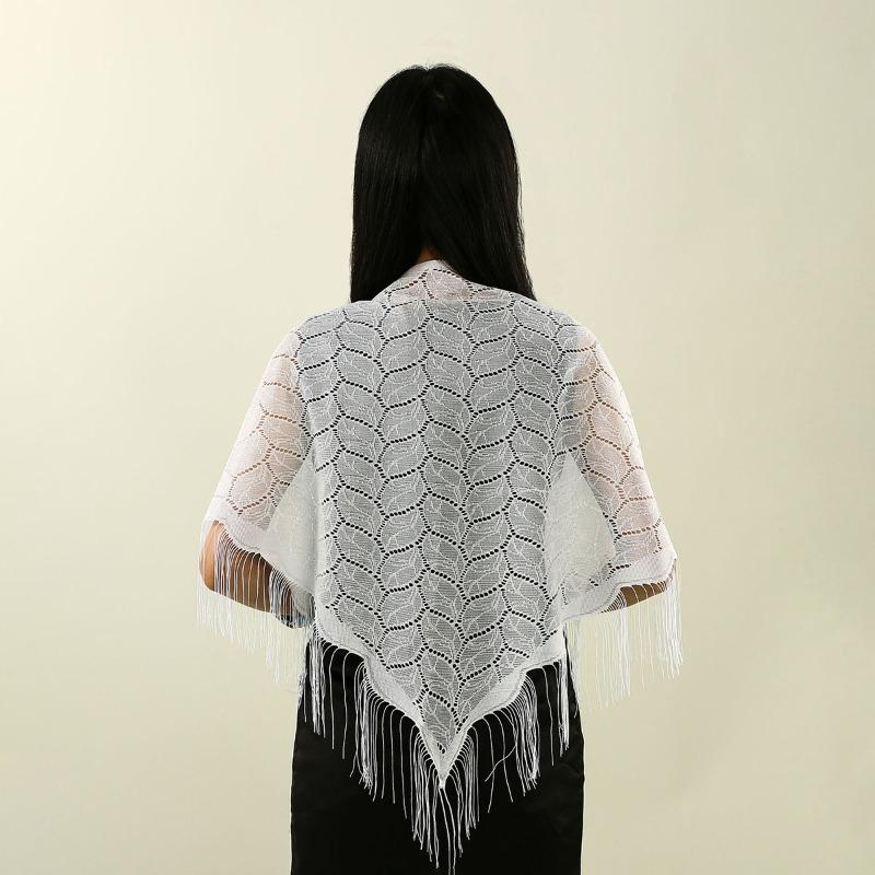 

Spring and summer hot-selling new hollow triangle scarf shawl women s elegant sexy leak back slim air-conditioned room shawl cape 150