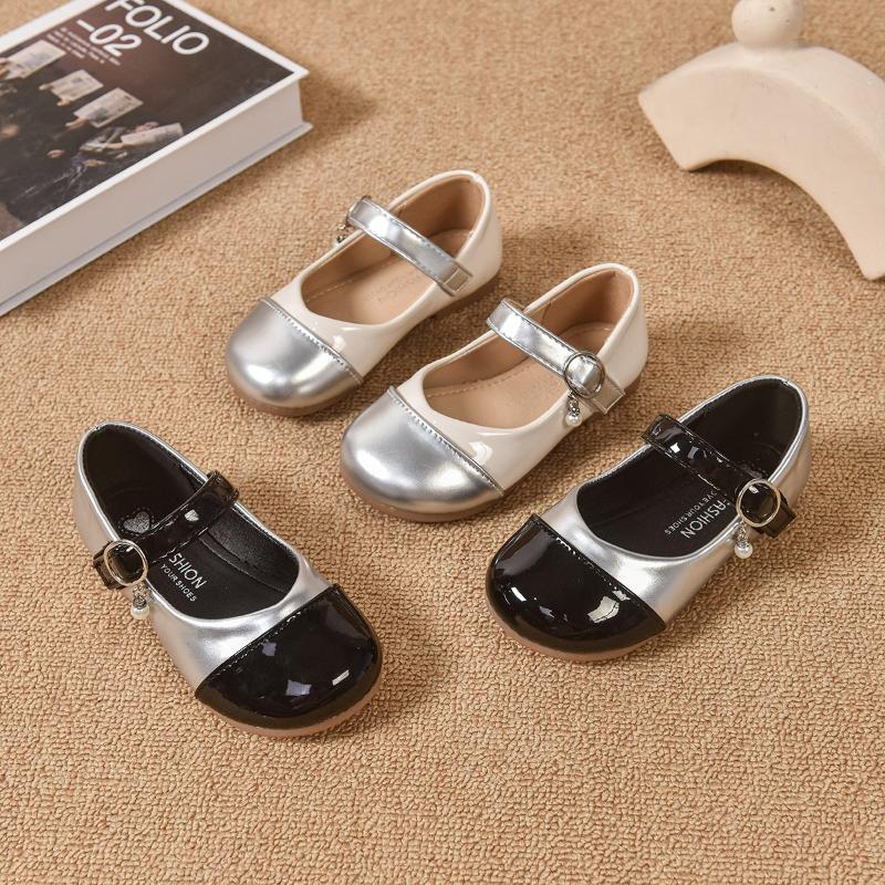 Spring New Korean Style Fashionable and Comfortable Soft Sole Girls Casual Leather Shoes