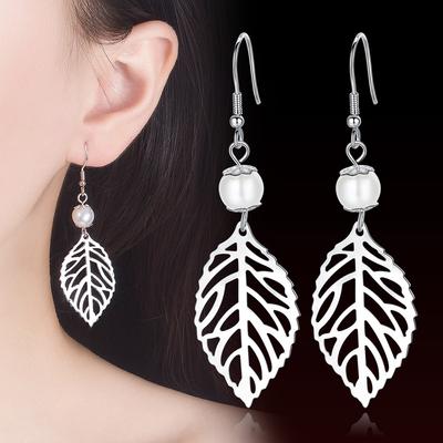 Personalized Leaf-Shaped Earring Ear Hook Pearl Grace Mid-Length Earrings Fashion Earrings Su Liu Earrings for Women