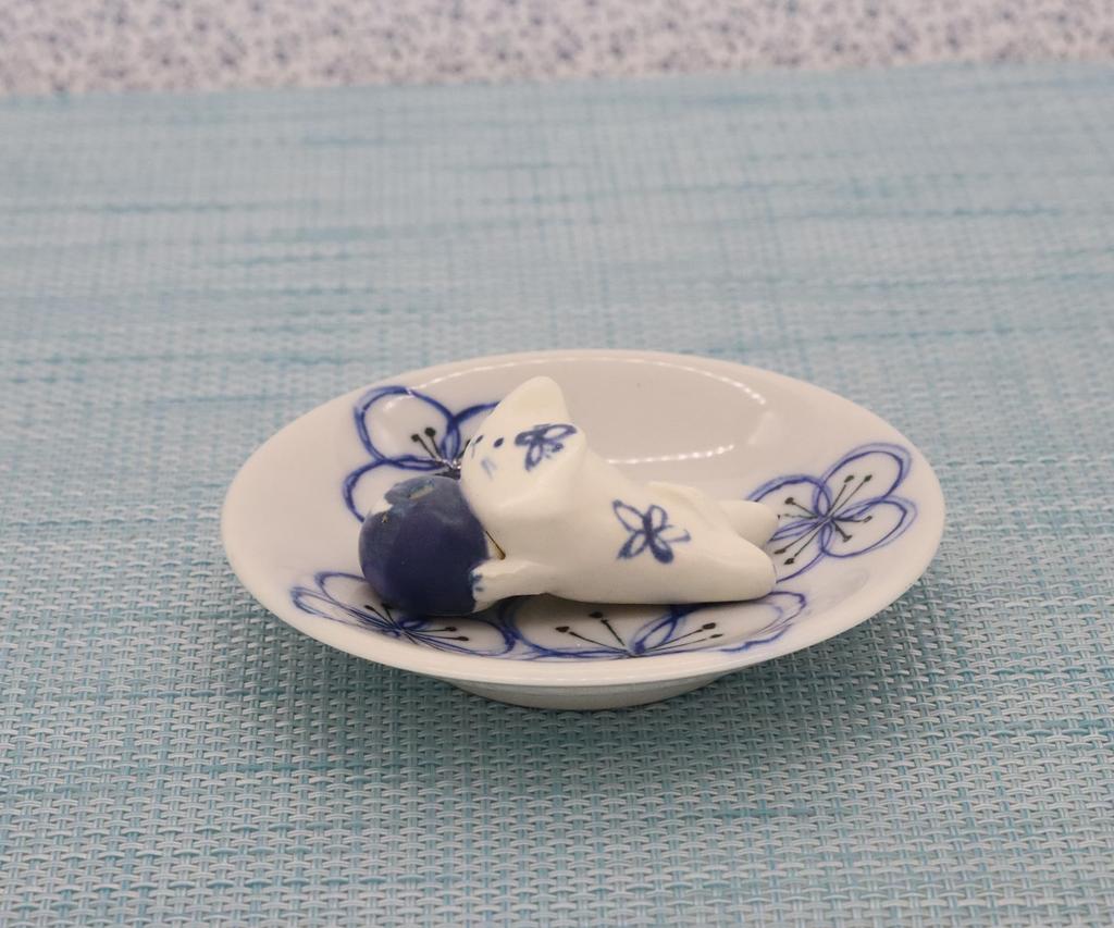 Craftsman House Incense Dyed Cat Made in Japan Holder, (Flower),