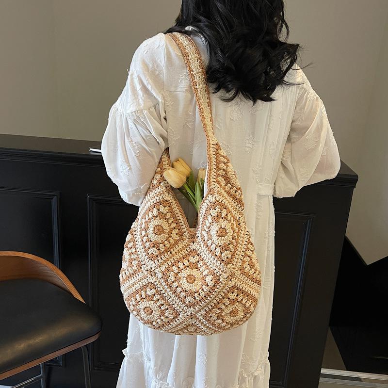 2025 Summer New Knitted Tote Bag Foreign Style Urban Simple Shoulder Bag Women's Vacation Wind Travel Seaside Bag