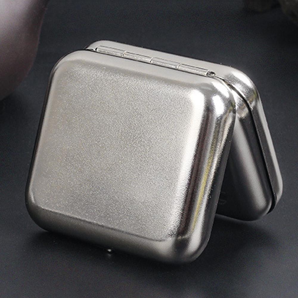 2pcs Portable Ashtray Windproof Pocket Ashtray with Lid for Car Outdoor Cigars