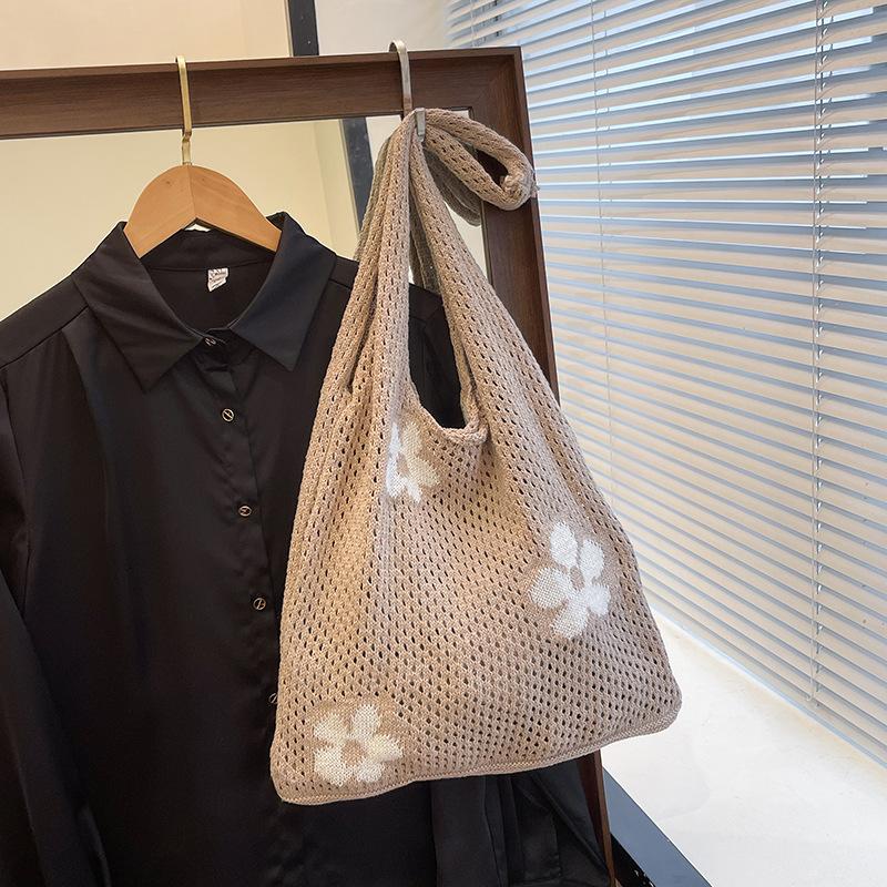 Lazy wind hollow knitted flower shoulder bag handbag large capacity shopping bag armpit bag
