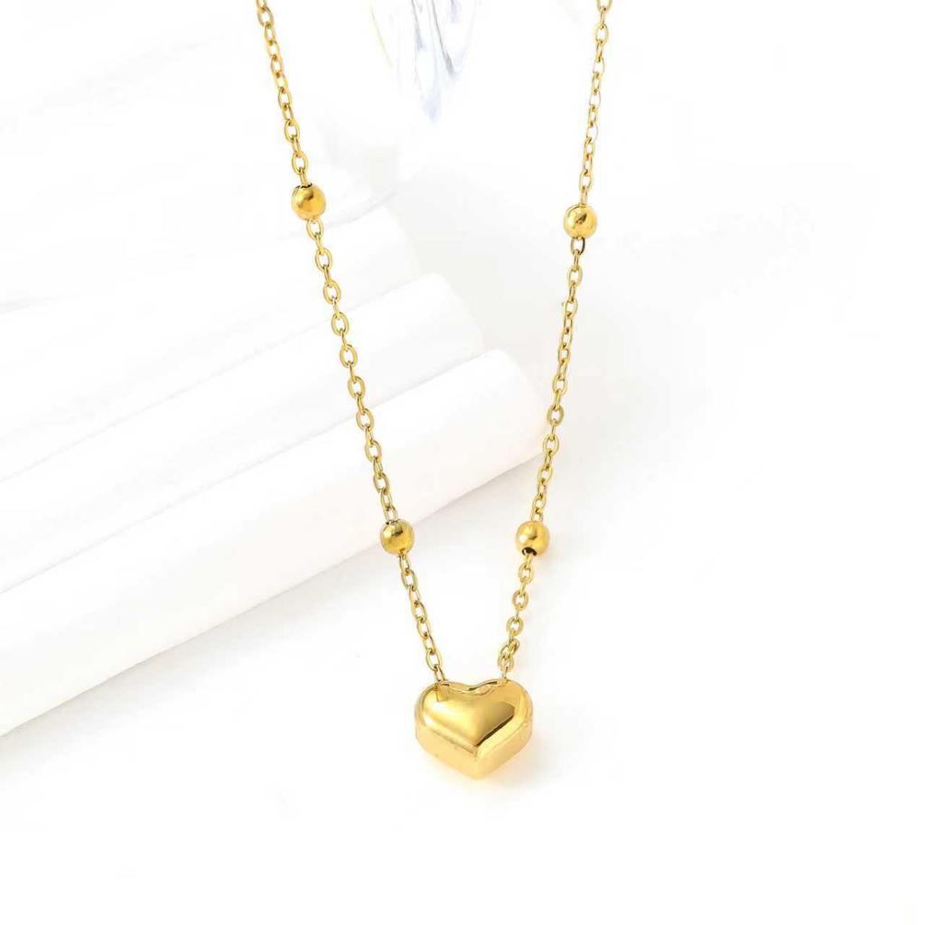 Versatile Retro White Butterfly Necklace & Bracelet Set for Women