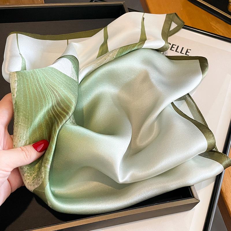 100% Real Silk Scarf Women Square Neck Tie Wrist Shawls Wraps for Ladies Foulard Scarves Pashmina Female Hijab Bandana bufanda