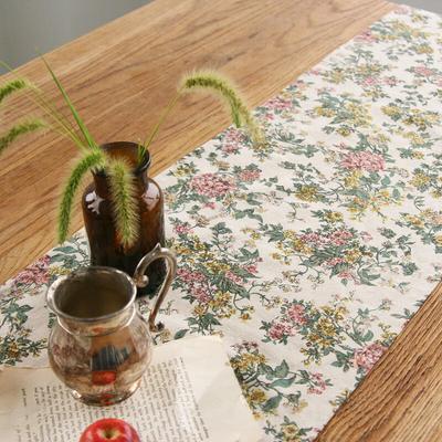 Vanilla Flower Linen 4-Person 6-Person Table Runner