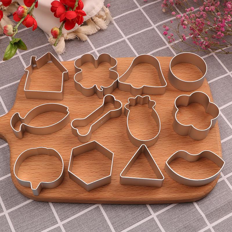 Cartoon animal 3D Combination Mold Squirrel Penguin Raccoon Cookie Mold Stainless Steel Fondant Baking Tool