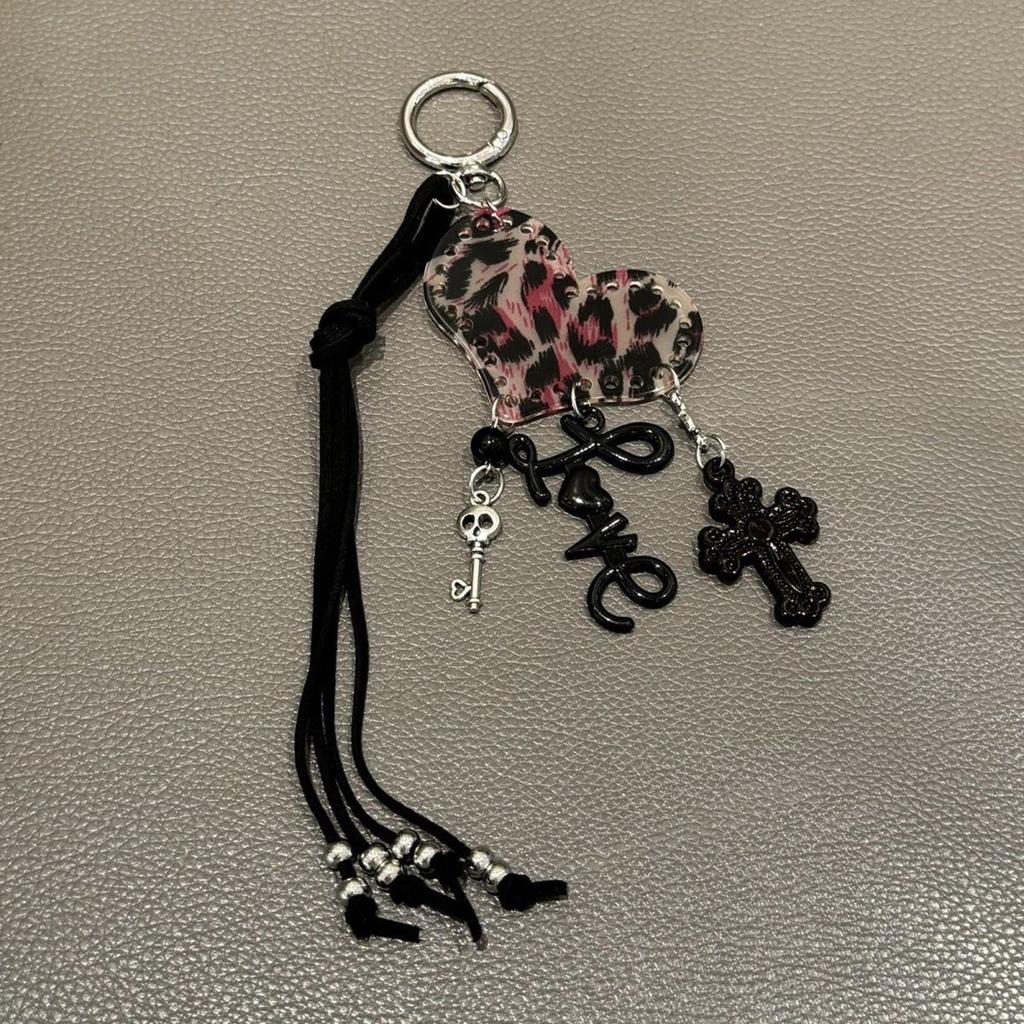 Stylish Leopard Print Heart Keyring Acrylic Pendant Keychain Bag Charm for Women Lady Fashion Accessories