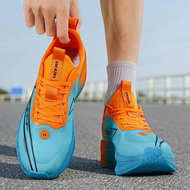Koşu Ayakkabıları Karbon Plaka Özel Maraton Erkek Spor Dış Mekan Nefes Alabilir Hafif Kadın Rahat Atletik Kaymaz Günlük Spor Ayakkabı