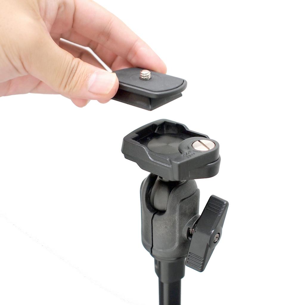 Velbon Pole Pod Light FREE Stand Lever Leg Quick Shoe Aluminum 420046 Monopod, 4-Section/1-Section Lock, 20mm/17mm Diameter, Compact, Free-Mounting