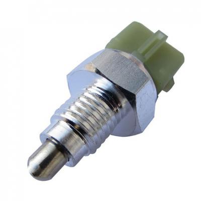 Dispositivos eléctricos para coche – Interruptores