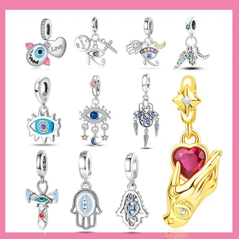 100% Copper Sparkling Zircon Devil'S Eye Cross Golden Palm Holding Red Heart Charms Beads Fit Original Bracelets Diy Jewelry