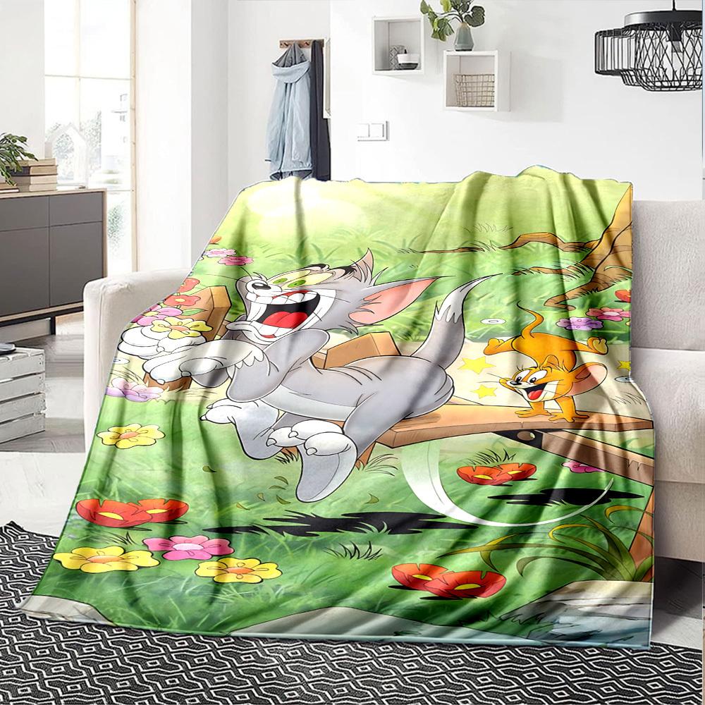 1pc Tom and Jerry Flannel Blanket Soft Warm Throw for Home, Office, Travel, All-Season Cozy Bedding GiftL1270