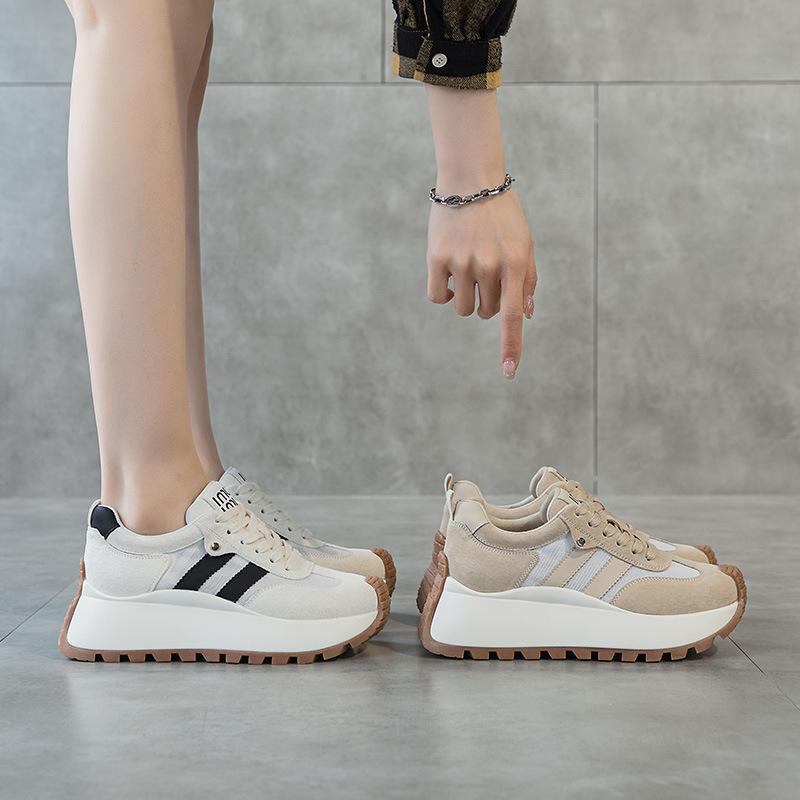 2025 new low-top sports and leisure breathable Forrest Gump dad shoes women's small size 3233 thick-soled inner height-increasing women's shoes