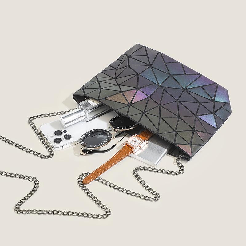 Luminous Diamond-Pattern Shoulder Crossbody Bag - Trendy, Versatile, Fashionable Korean Style for Women 2025