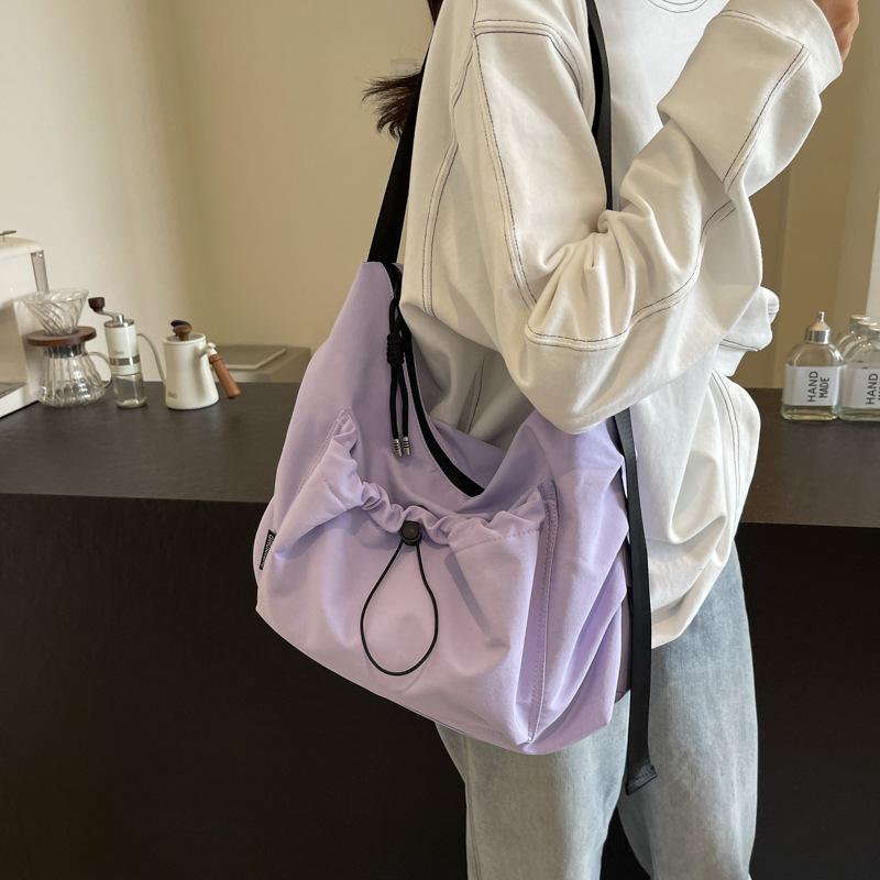 Large capacity pleated bag light and casual shoulder versatile messenger bag class commuter tote bag women