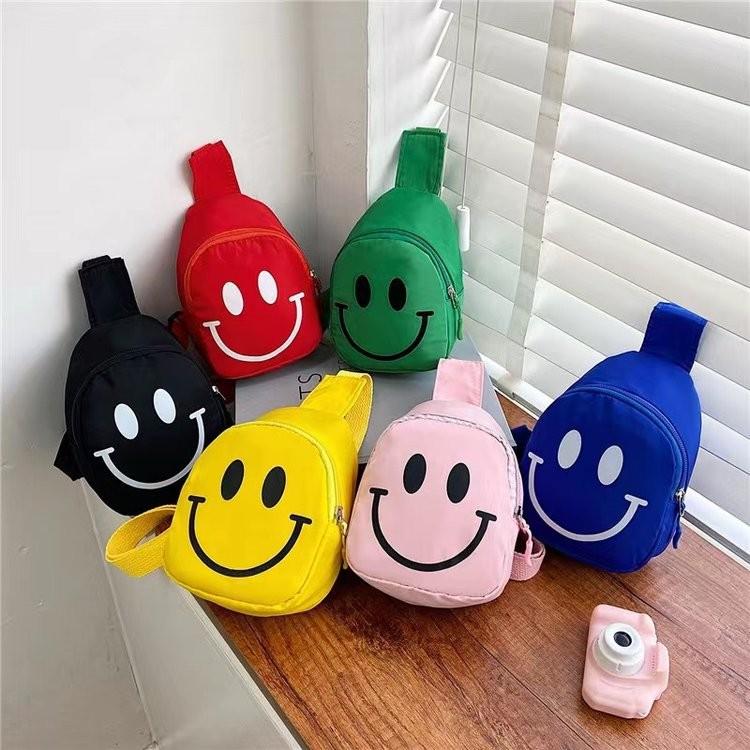 Koreanischer Stil Buchstabendruck Nylon Bauchtasche für Kinder, Niedliche Mini-Brusttasche, Modische Crossbody-Umhängetasche für Jungen und Mädchen