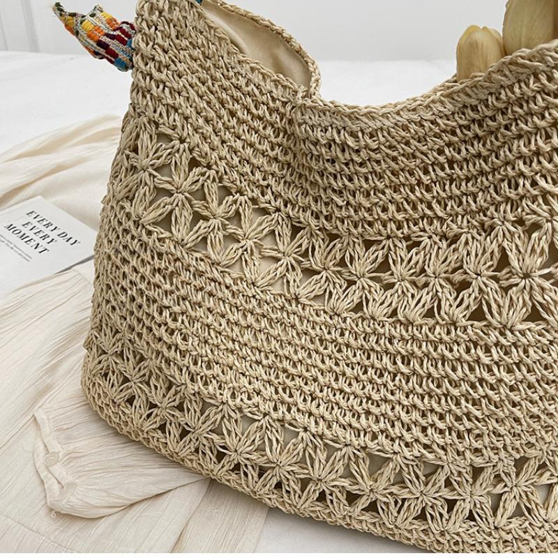 Fashion Straw Beach Bag Summer Woven with Luxurious Large Capacity Shoulder Bag Women Straw Purses and Handbags Rattan Boho Bags