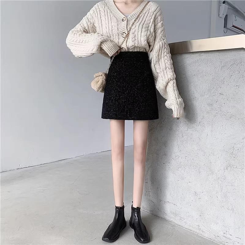 Highlights Women's Black Woolen High-Waisted Plus Size Bodycon Skirt - Petite, Short for Autumn/Winter 2025