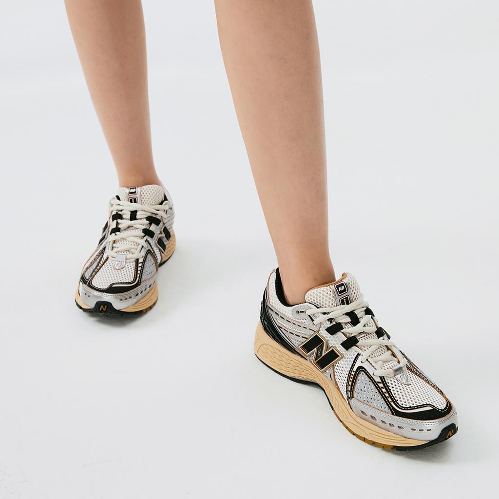 New Balance 1906R Vintage Metallic Silver