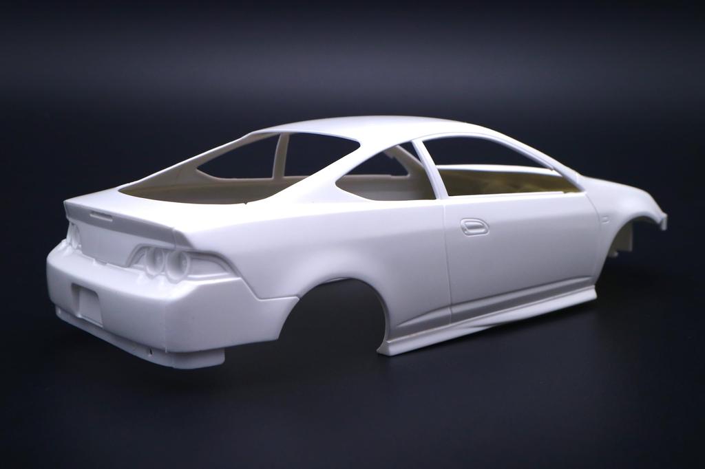 1/24 Inch Up Series No. 330 Honda Integra Type R (with GT/W Wing) Plastic Model