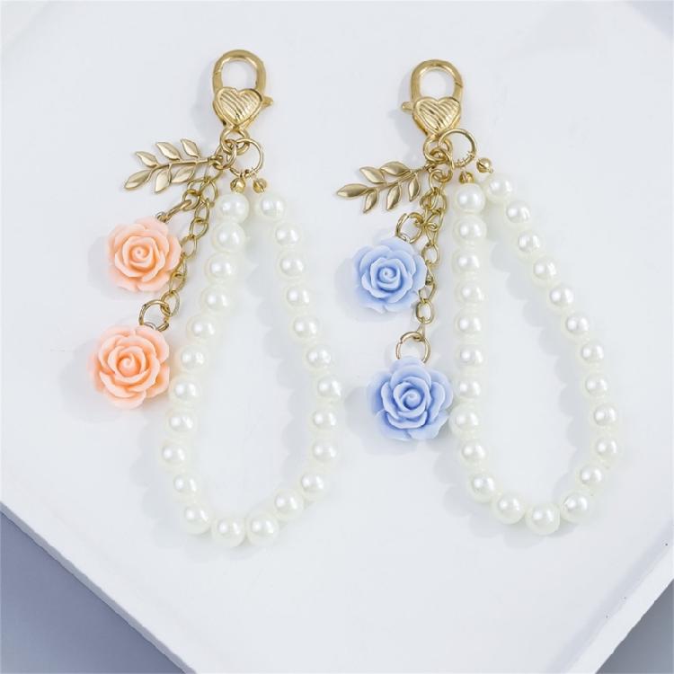 Trendige Perlenkette und Rosen-Schlüsselanhänger mit Legierungsverschluss Rostfreier Schlüsselanhänger Harzblume Schlüsselring Eleganter Taschenanhänger