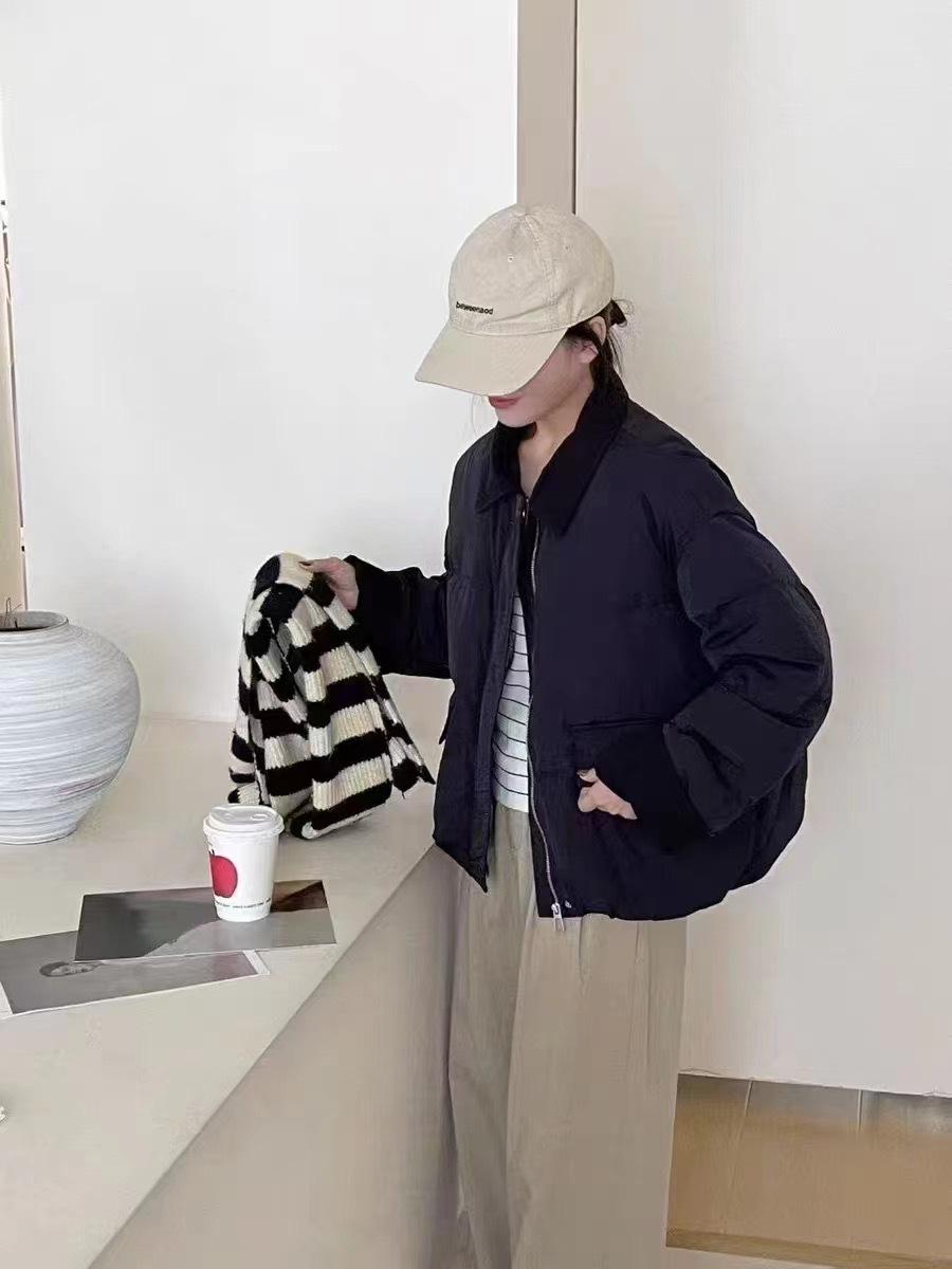 

Coffee Colorblock Thickened Cotton Jacket - 2024 Winter Fashion, Slimming and Warm with Turn-down Collar Design Small чорний