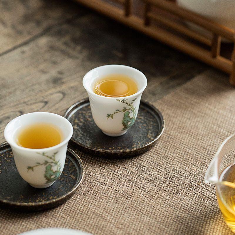 Magnolia White Porcelain Gongfu Tea Tasting Cup - Exquisite Small Ceramic Guest Cup