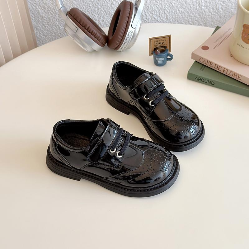 Kids School Uniform Shoes Black Glossy Girls Leather Shoes Retro Hook&loop 2025 New Boys Flat Shoes British Style Soft Sole