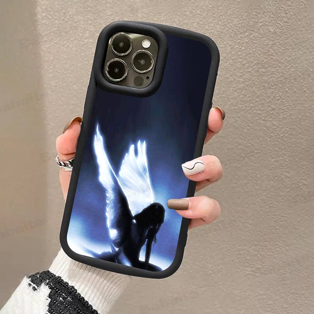 

Singer Tate McRae Phone Case For iPhone 17 16 E 15 14 13 12 11 Pro Max Plus Back Cover iPhone 16 pro