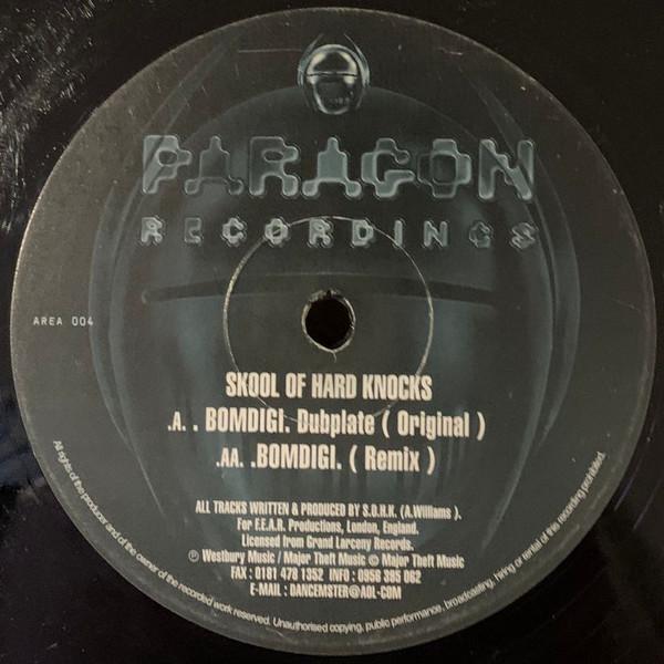 

12inch Record SKOOL OF HARD KNOCKS - Bomdigi AREA004 Paragon Recordi 1997 UK Dance & Electronica Used