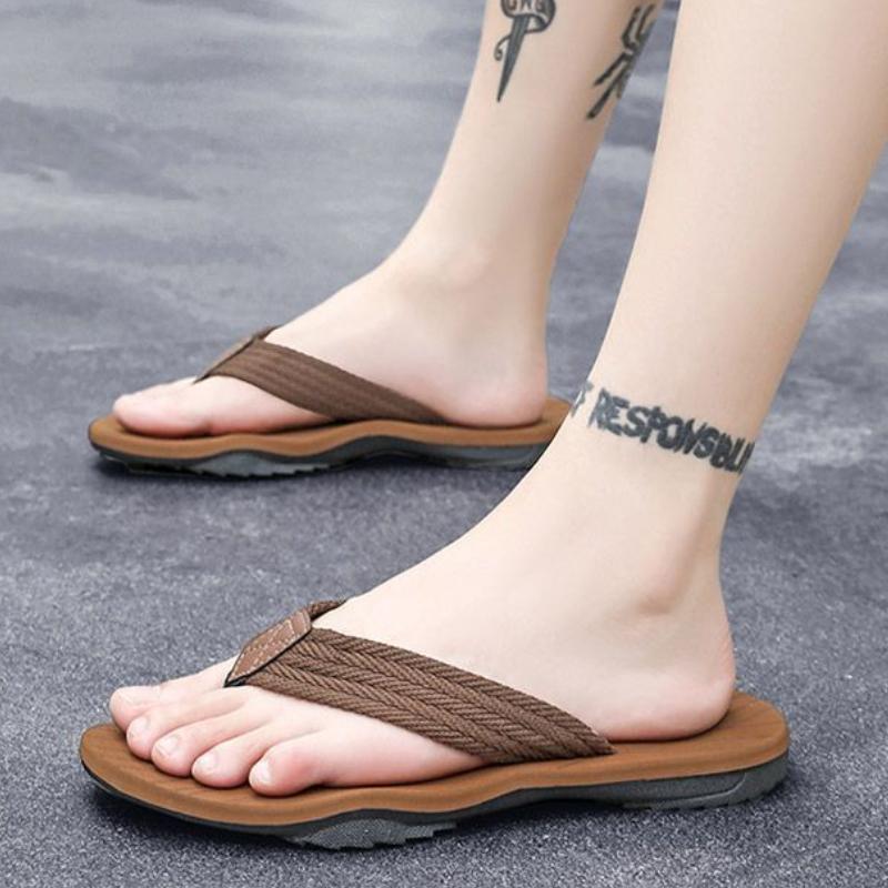 Men's Summer Outdoor Stylish Trendy Thong Flip Flops Unique Thick Sole Non-Slip Wear-Resistant Casual Beach Sandals