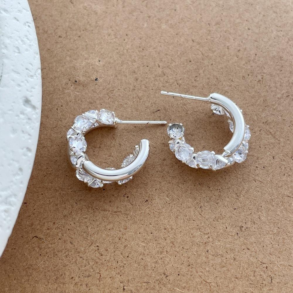 

Real Gold Silver Plated Copper Party Every Day Jewelry Delicate Shiny Rhinestones Twisted C Shape Hoop Earrings for Women