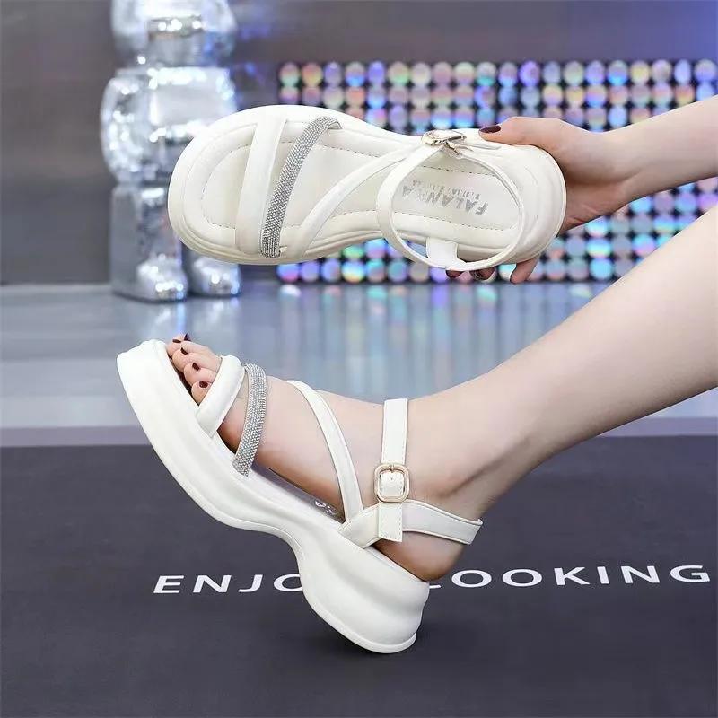 Fashion Women Sandals 2025 Autumn New Fashion Korean Breathable Comfort Sandals Thick Bottom Soft Bottom Buckle Sandals Round Toe Shoes