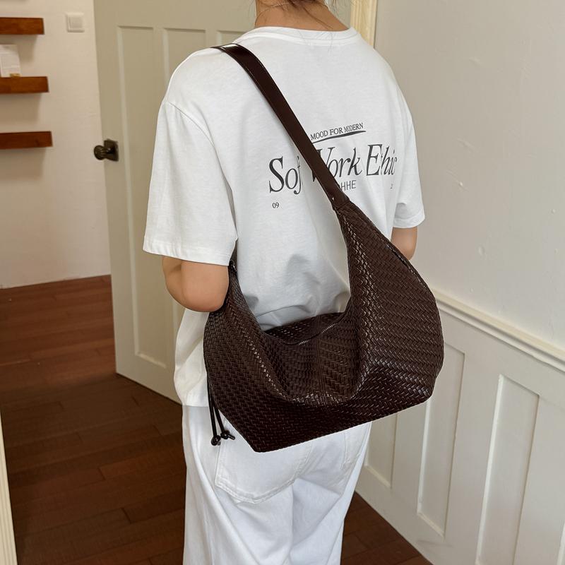 Stylish Woven Faux Leather Hobo Bag with Adjustable Shoulder Strap Large Capacity Casual Tote Purse