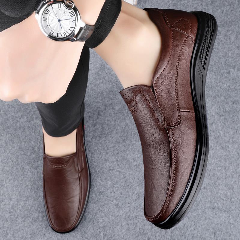 Fashion Male Business Loafers Classic Slip on Flats Casual Footwear New Antiskid Driving Shoes Genuine Leather Men Boat Shoes Breathabl