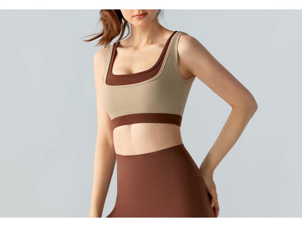 

Комплект спортивного бра и леггинсов в стиле колор-блок Large