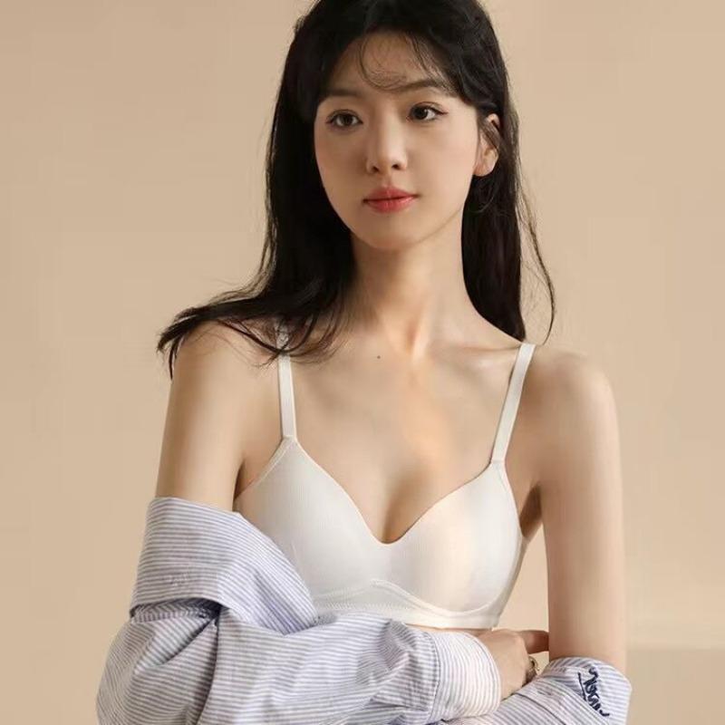 

Бесшовный тонкий летний бюстгальтер для девочек с небольшой грудью и сборкой 75AB