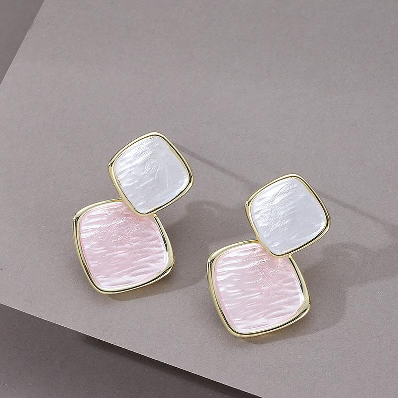 

French sweet temperament fairy style enamel drip glaze geometric square stud earrings light luxury simple high-end earrings фіолетовий