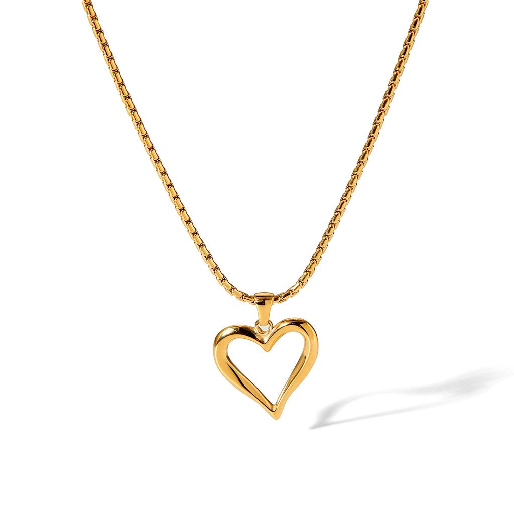 Fashion Hollow-Out Heart Pendant Necklace For Women Stainless Steel Chain Jewelry Fade-Resistant Elegant Gift
