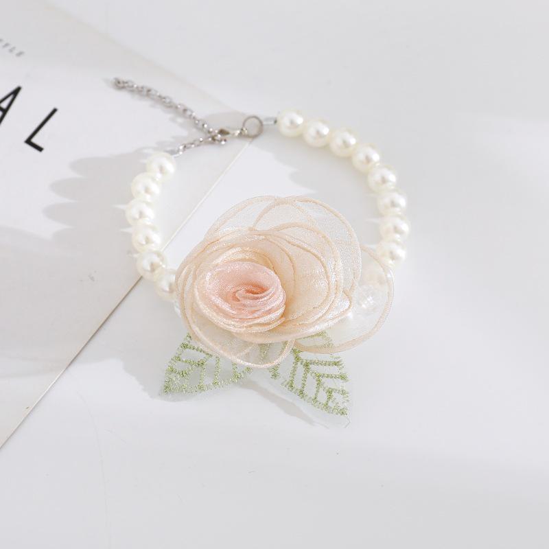 Pet Lace Pearl Collar: Plush Cat Necklace & Cute Dog Saliva Towel