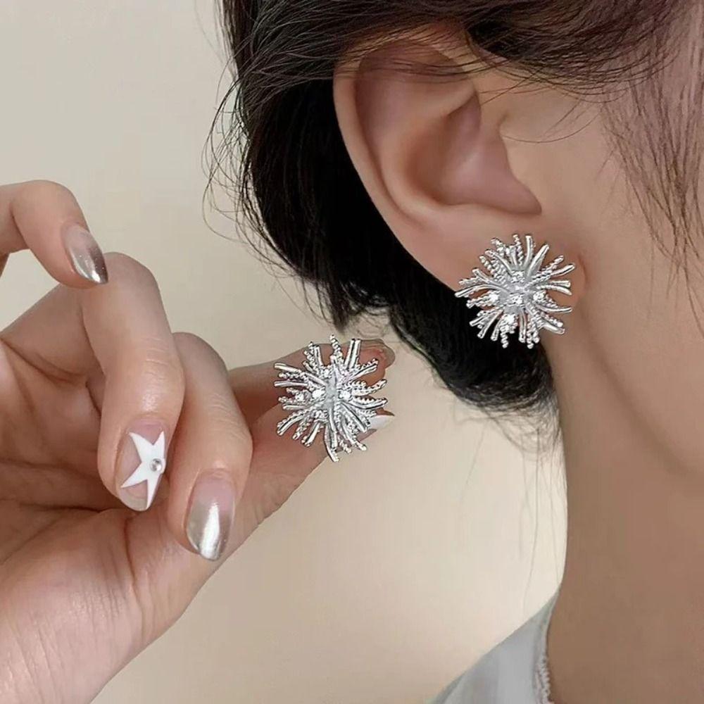 Stilvolle minimalistische Ohrstecker Leichte hypoallergene trendige Ohrringe Vintage Modeschmuck Tägliches Tragen