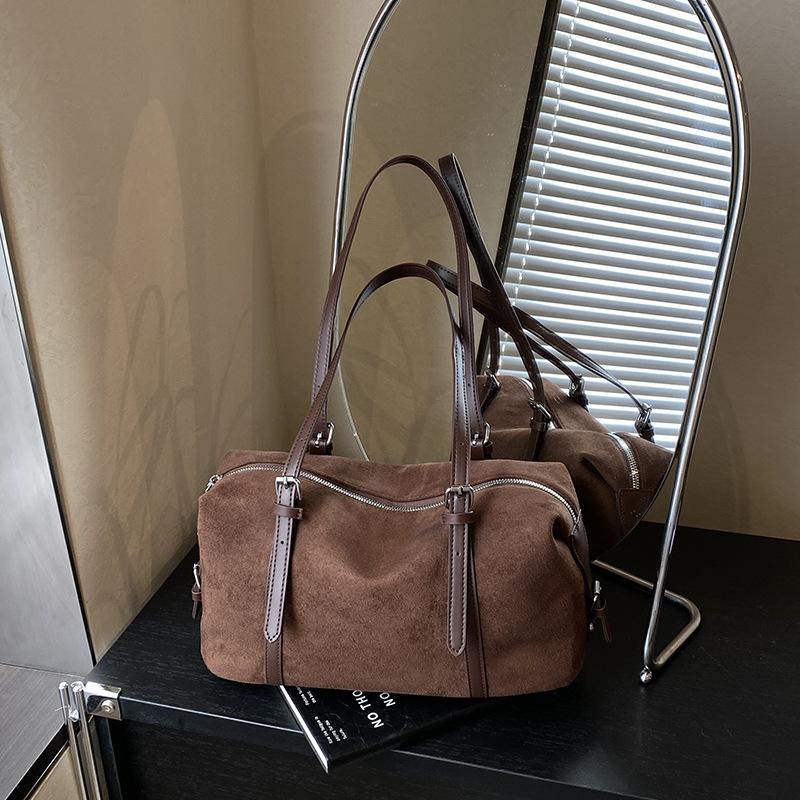 Autumn and winter retro large-capacity suede bag women's 2025 new casual commuter shoulder bag portable tote bag