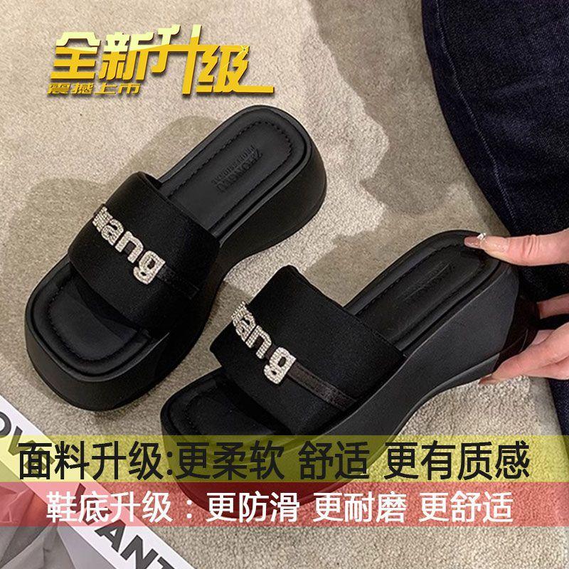 

Slippers women s outer wear 2025 new summer high-heeled muffin heightening summer sandals platform women s shoes black cool slippers 35