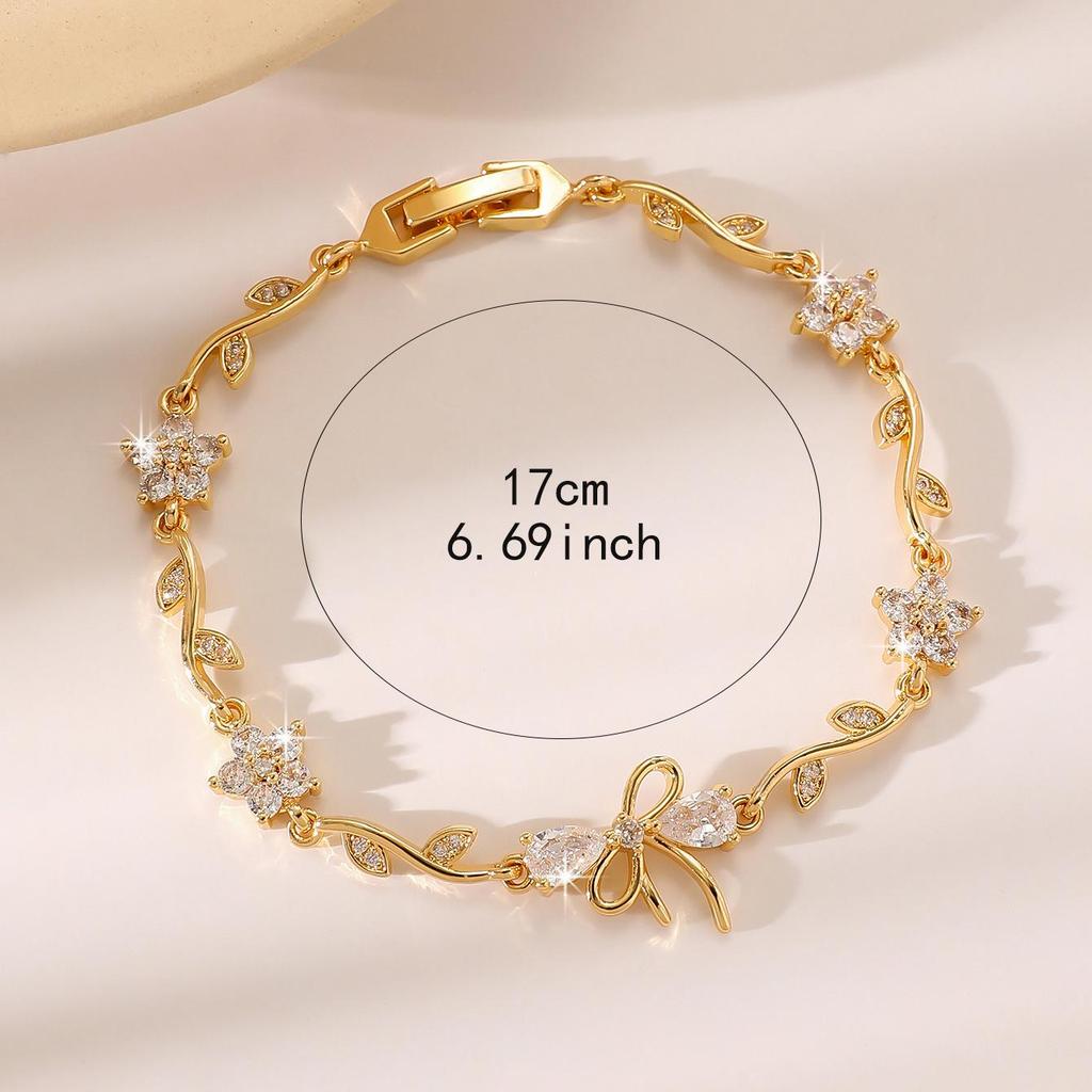 Bracelet Feuille Plaqué Or avec Incrustations de Zircon Hachuré et de Diamant